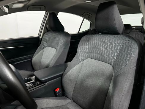 Certified 2025 Toyota Camry LE FWD image 13