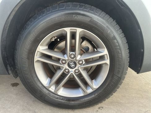 Used 2018 Hyundai Santa Fe Sport image 7