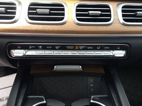 Certified 2025 Mercedes-Benz GLE 350 4MATIC image 21