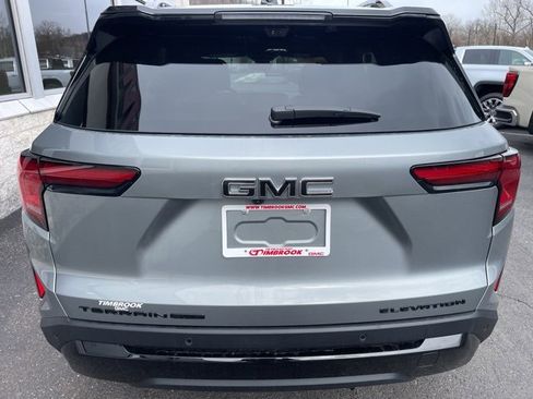 Used 2026 GMC Terrain Elevation w/ Elevation Premium Package image 10