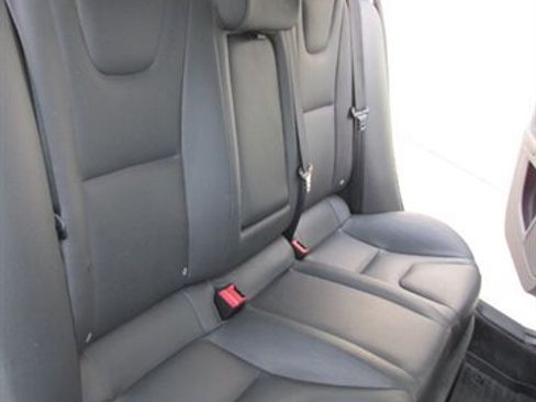 Used 2017 Volvo S60 T5 Inscription image 21