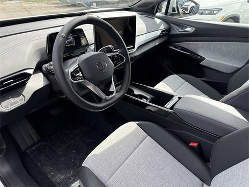 New 2025 Volkswagen ID.4 Pro image 14