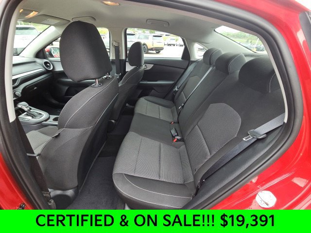 Used 2024 Kia Forte LXS w/ LXS Technology Package FWD image 13