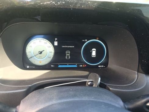 Used 2024 Hyundai Palisade Limited AWD/4WD image 13