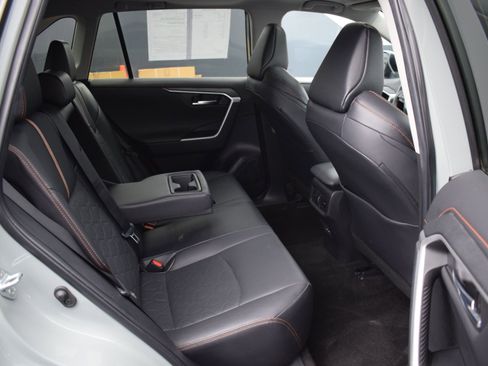 Used 2023 Toyota RAV4 Adventure w/ Convenience Package AWD/4WD image 11