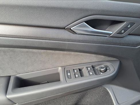 New 2026 Volkswagen GTI SE image 13