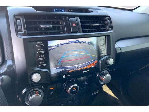 Used 2024 Toyota 4Runner SR5 AWD/4WD image 23