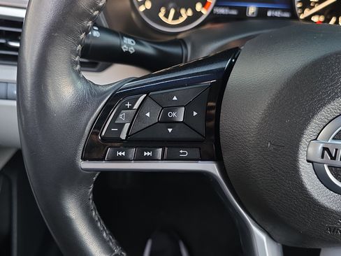 Used 2021 Nissan Altima 2.5 Platinum image 17