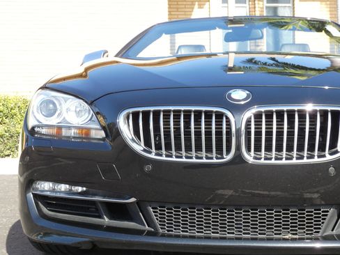 Used 2012 BMW 650i Convertible image 19