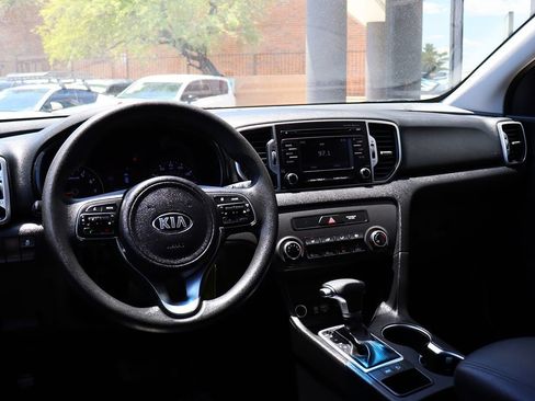 Used 2019 Kia Sportage LX FWD image 35