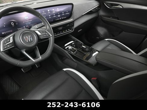 Used 2025 Buick Envision Sport Touring AWD/4WD image 14