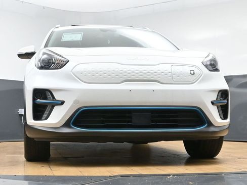 Used 2022 Kia Niro EX Premium w/ Cold Weather Package FWD image 50