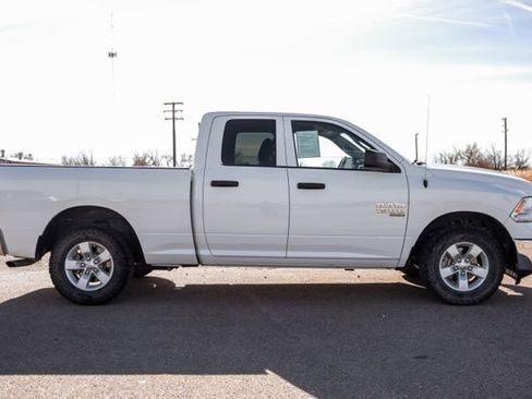 Used 2024 RAM 1500 Classic SLT image 4