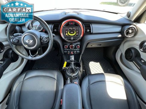 Used 2017 MINI Cooper 4-Door Hardtop FWD image 2