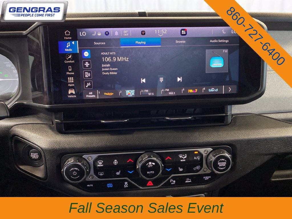 Used 2024 Jeep Wrangler Unlimited AWD/4WD image 17