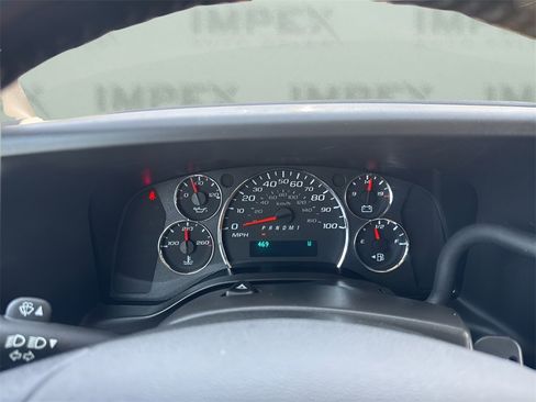 Used 2023 Chevrolet Express 2500 Extended w/ Driver Convenience Package image 17