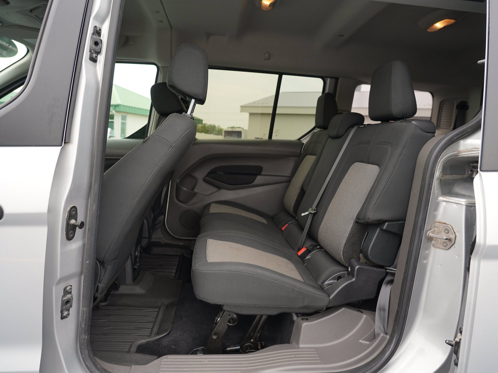 Used 2021 Ford Transit Connect XL FWD image 19