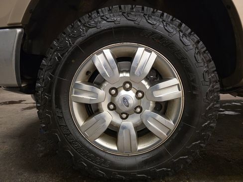 Used 2012 Ford F150 Lariat w/ Lariat Chrome Pkg image 9