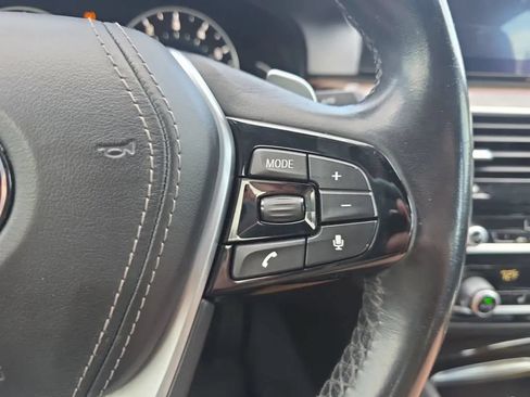 Used 2019 BMW 540i w/ Convenience Package RWD image 19