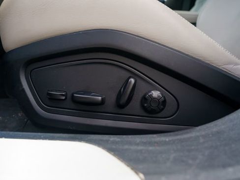 Certified 2020 Porsche Taycan Turbo AWD/4WD image 21