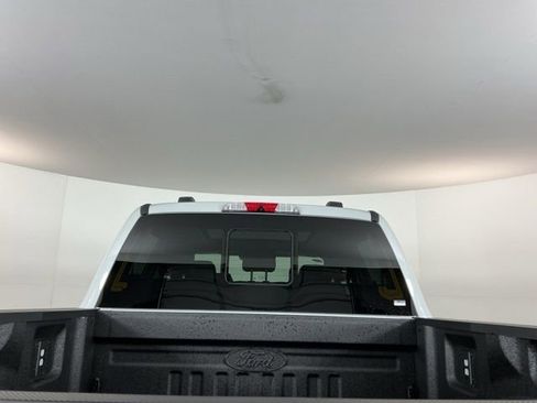 New 2026 Ford F250 Lariat w/ Black Appearance Package AWD/4WD image 10
