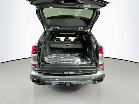 New 2026 BMW X5 M60i image 27
