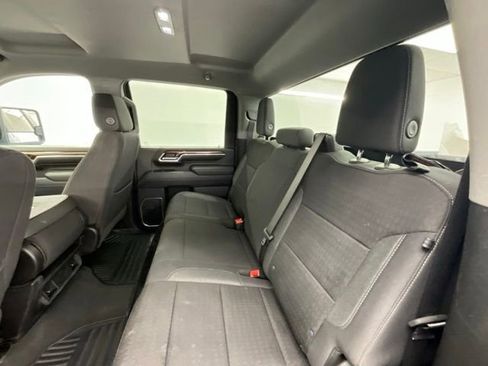 Used 2024 Chevrolet Silverado 2500 LT AWD/4WD image 16