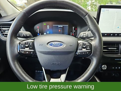 Used 2024 Ford Escape SE FWD image 9