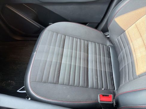Used 2025 Ford Explorer ST-Line w/ Premium Package RWD image 25