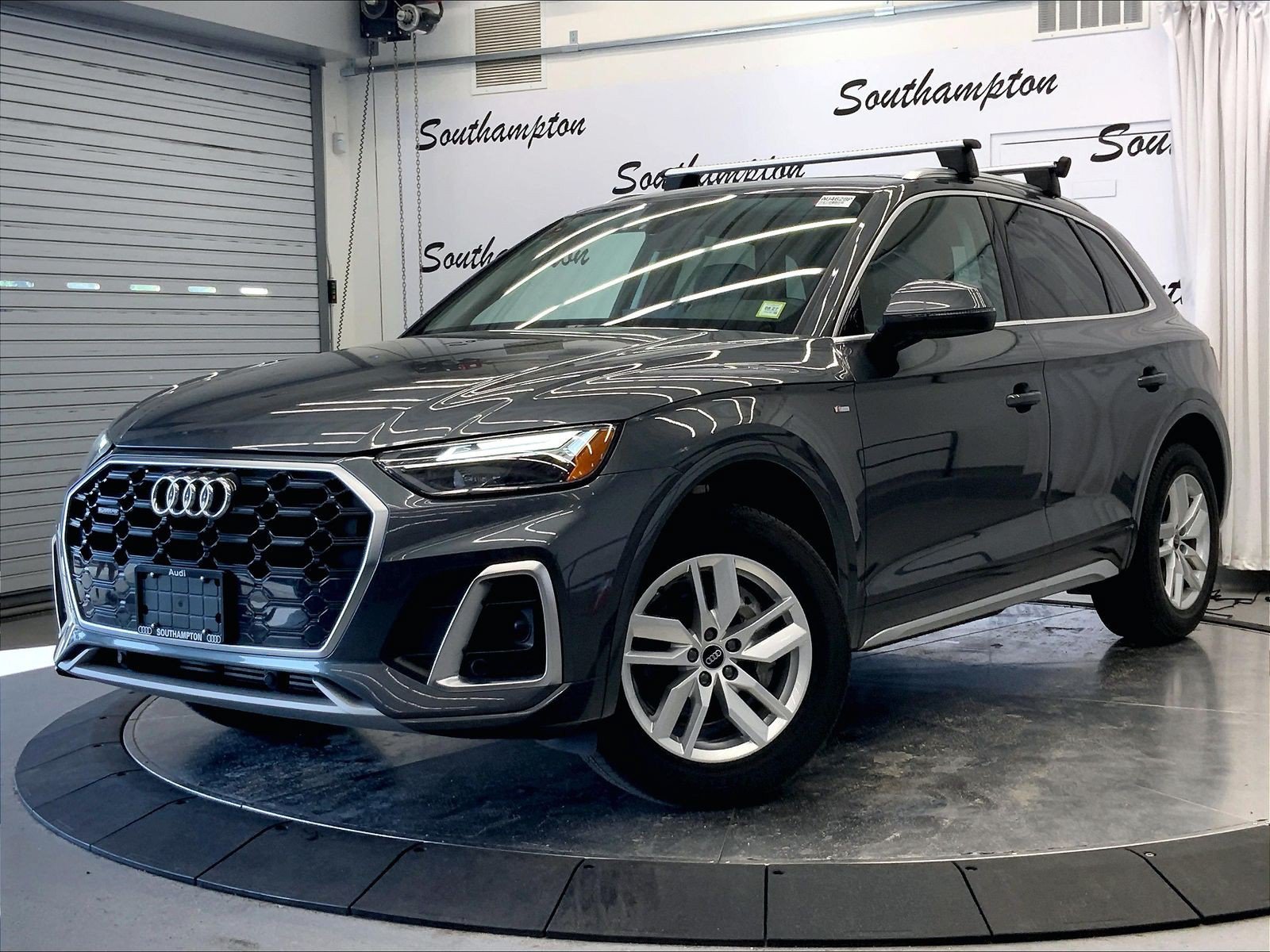 Certified 2023 Audi Q5 2.0T Premium w/ Convenience Package AWD/4WD image 11