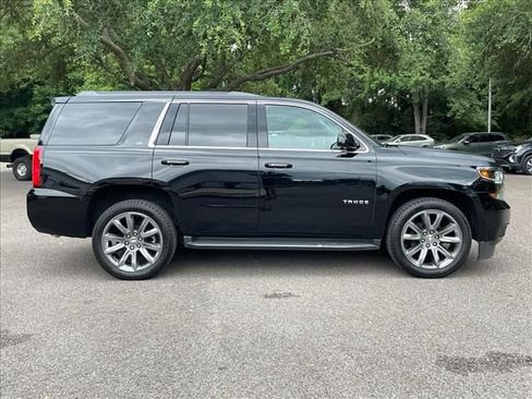 Used 2020 Chevrolet Tahoe LT RWD image 2
