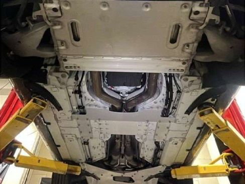 Used 2019 Aston Martin V8 Vantage Coupe image 85