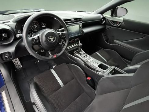 Used 2023 Toyota GR86 Premium RWD image 17