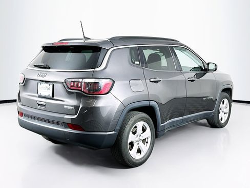 Used 2021 Jeep Compass Latitude FWD image 9