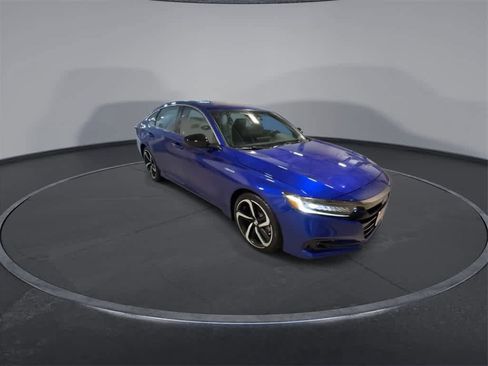 Used 2022 Honda Accord Sport image 2