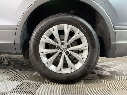 Used 2019 Volkswagen Tiguan SE image 11