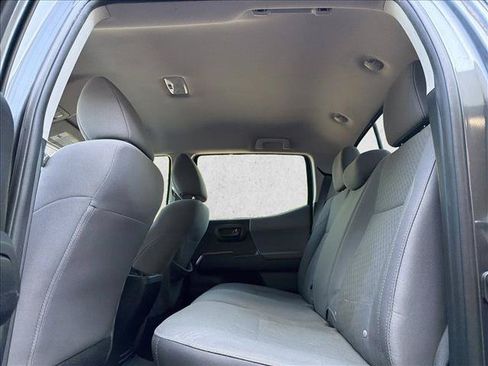 Used 2020 Toyota Tacoma SR AWD/4WD image 21