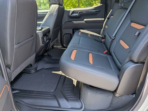 New 2026 GMC Sierra 1500 AT4 w/ AT4 Premium Package AWD/4WD image 21
