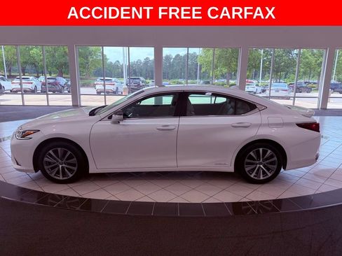 Certified 2020 Lexus ES 300h w/ Premium Package FWD image 4