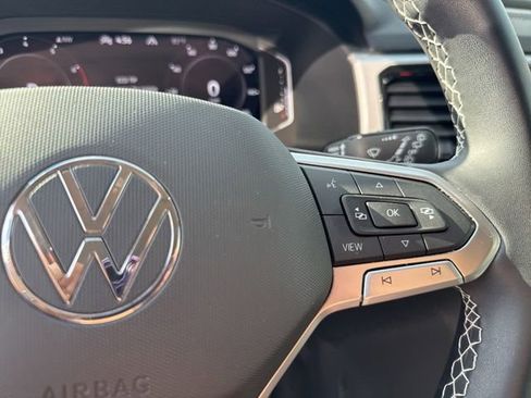 Used 2023 Volkswagen Atlas SE image 24