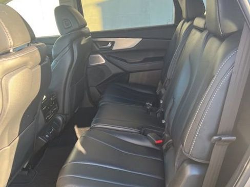 Used 2025 Acura MDX FWD w/ Technology Package image 8