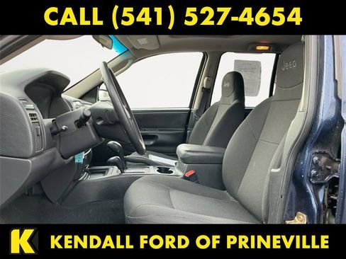 Used 2004 Jeep Grand Cherokee Laredo w/ Trailer Tow Group IV image 9