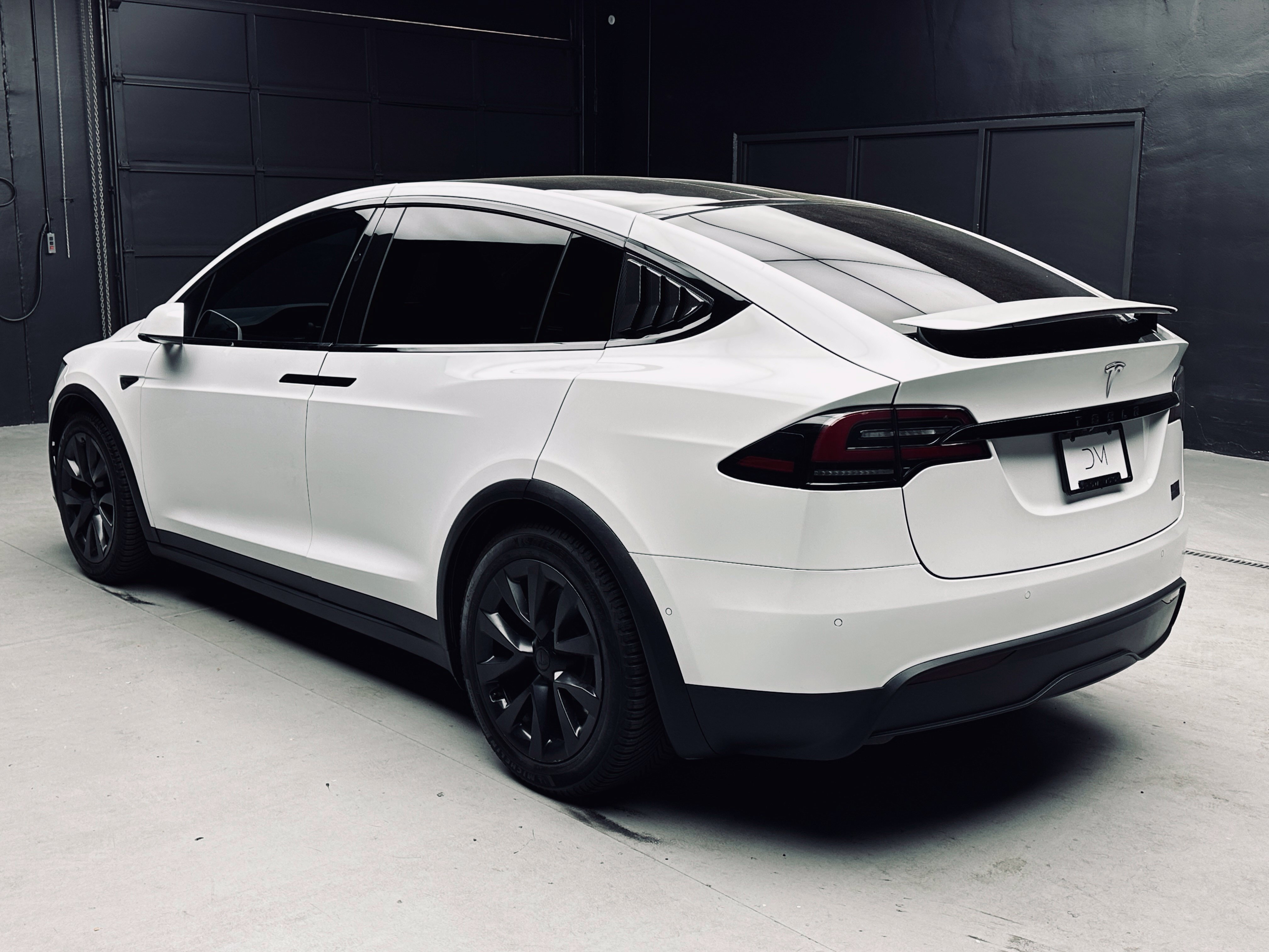 Used 2022 Tesla Model X Plaid AWD/4WD image 4
