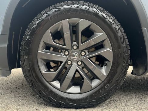 Used 2023 Honda Ridgeline Sport image 9