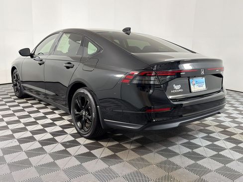 Used 2025 Honda Accord SE image 2