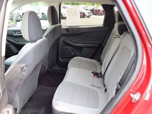 Used 2022 Ford Escape SE w/ SE Sport Appearance Package AWD/4WD image 13