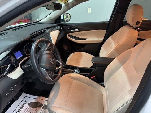 Used 2023 Buick Encore GX Select image 9