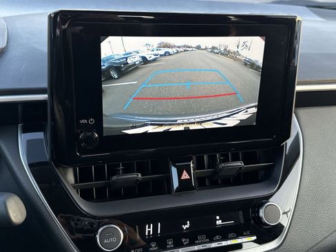 Used 2024 Toyota Corolla LE image 19