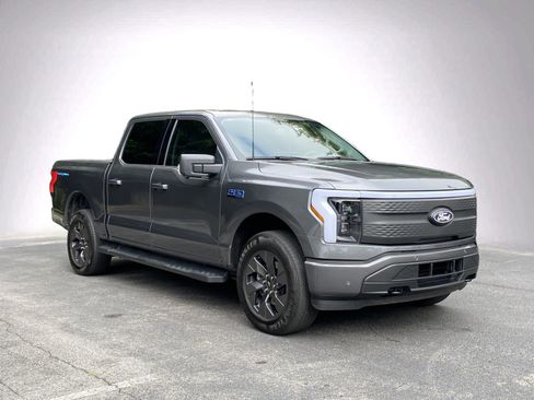 Used 2025 Ford F150 Lightning Flash AWD/4WD image 2