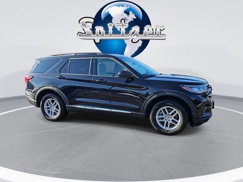 Used 2025 Ford Explorer Active image 10